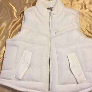 White Arizona Jean Co. winter vest
